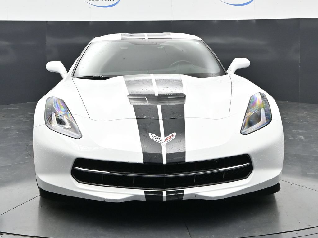 Used 2019 Chevrolet Corvette Stingray Coupe w/ 1LT RWD image 2