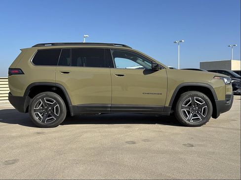 New 2026 Jeep Cherokee Limited AWD/4WD image 2