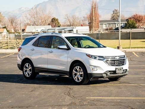 Used 2020 Chevrolet Equinox Premier image 3