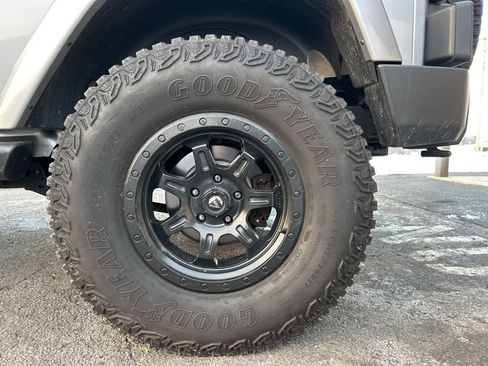 Used 2014 Jeep Wrangler Unlimited Sahara w/ Dual Top Group image 21