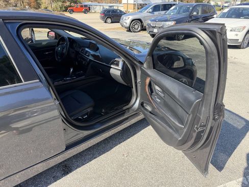 Used 2016 BMW 320i xDrive Sedan image 19