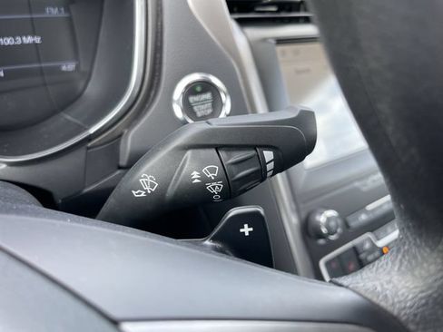 Certified 2020 Ford Fusion SE AWD/4WD image 35