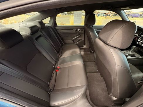 Used 2025 Honda Civic Sport image 31