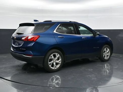 Used 2019 Chevrolet Equinox Premier AWD/4WD image 2
