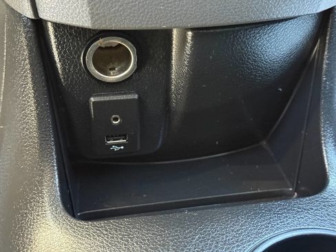 Used 2017 Nissan NV200 SV w/ Technology Package image 21