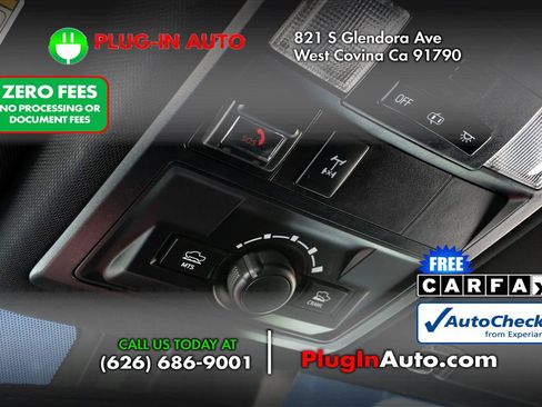 Used 2020 Toyota Tacoma TRD Off-Road w/ Advanced Technology Package AWD/4WD image 20