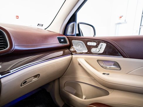 Used 2021 Mercedes-Benz Maybach GLS 600 Maybach GLS 600 image 56