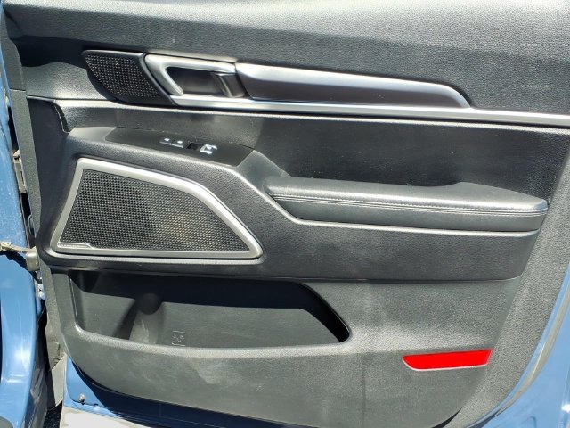 Used 2023 Kia Telluride S AWD/4WD image 19