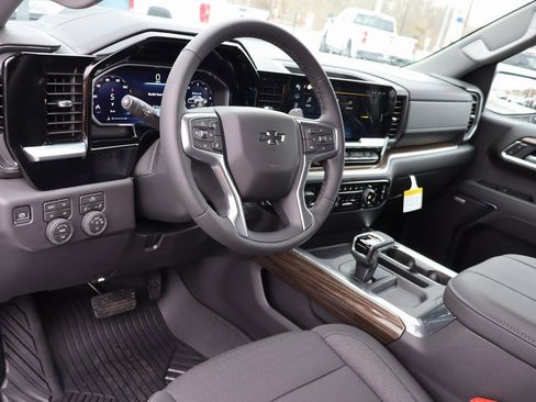 New 2026 Chevrolet Silverado 1500 LT Trail Boss w/ Convenience Package II image 5