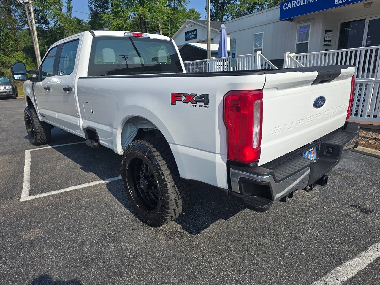Used 2024 Ford F250 XL w/ FX4 Off-Road Package AWD/4WD image 4