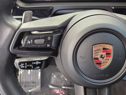 Certified 2024 Porsche Cayenne Coupe AWD/4WD image 17