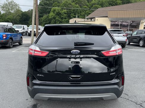 Certified 2023 Ford Edge SEL w/ Convenience Package AWD/4WD image 6