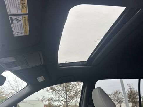 Certified 2023 Honda Passport EX-L image 11