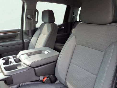 Used 2024 GMC Sierra 1500 Elevation AWD/4WD image 9