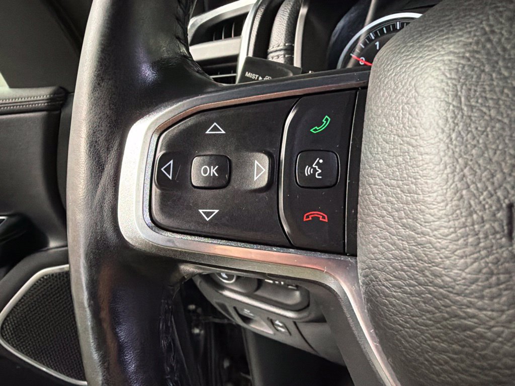 Used 2019 RAM 1500 Laramie w/ Sport Appearance Package AWD/4WD image 18