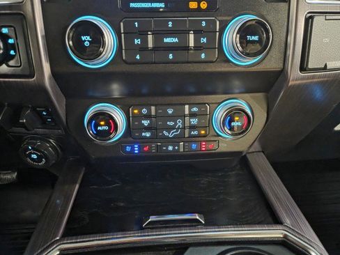 Used 2020 Ford F350 Limited w/ FX4 Off-Road Package image 57