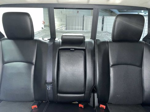 Used 2017 RAM 1500 Laramie w/ Convenience Group AWD/4WD image 27