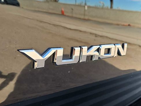 Used 2013 GMC Yukon Denali image 13