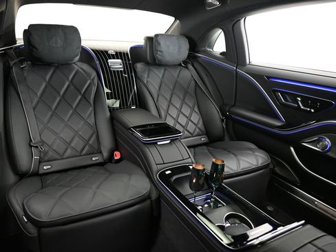 Used 2024 Mercedes-Benz Maybach S 680 4MATIC image 13