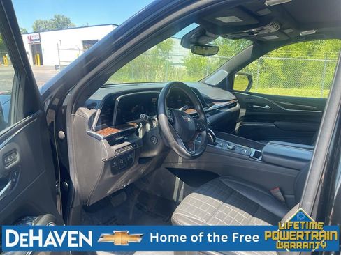Used 2022 Cadillac Escalade Sport Platinum AWD/4WD image 21