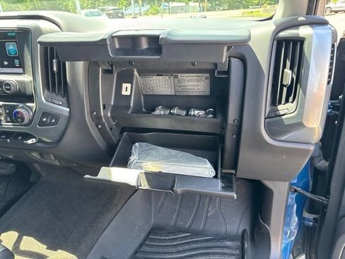 Used 2015 Chevrolet Silverado 1500 LT w/ All Star Edition AWD/4WD image 36