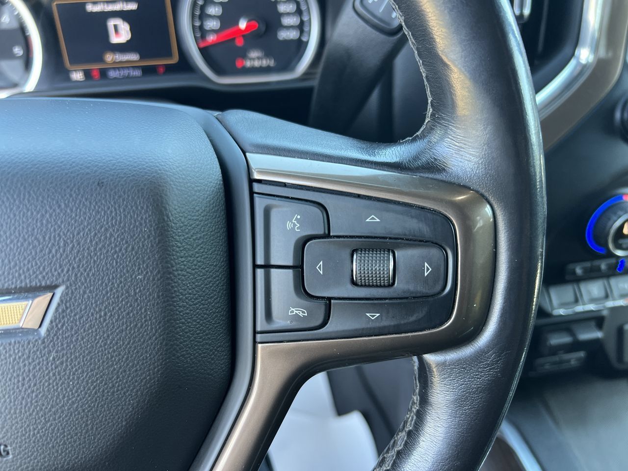 Used 2021 Chevrolet Silverado 3500 High Country AWD/4WD image 20