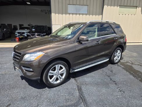 Used 2015 Mercedes-Benz ML 350 4MATIC image 2