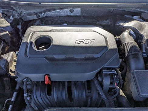 Used 2016 Hyundai Sonata SE w/ Cargo Package image 29