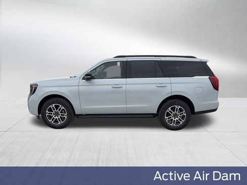 New 2026 Ford Expedition Active image 13