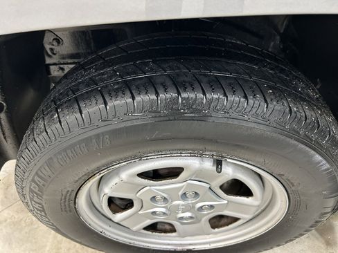 Used 2016 Jeep Patriot Sport image 41