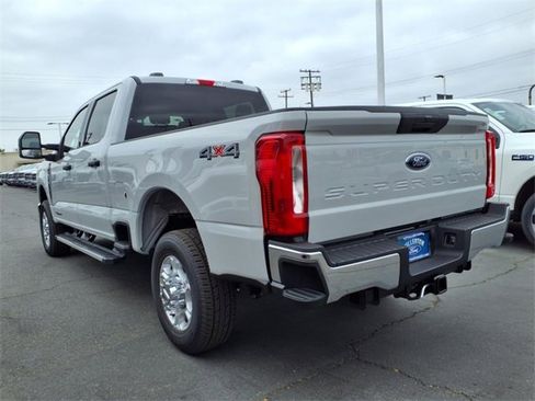 New 2025 Ford F350 XLT image 4