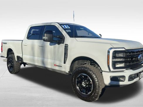 Used 2025 Ford F350 Platinum w/ Tremor Off-Road Package image 5