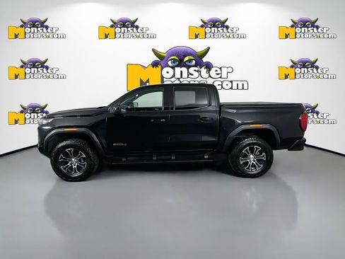 Used 2024 GMC Canyon AT4 w/ Technology Package AWD/4WD image 8