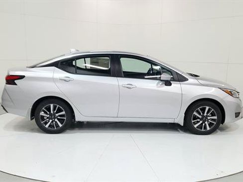 Certified 2025 Nissan Versa SV w/ Trunk Package FWD image 9