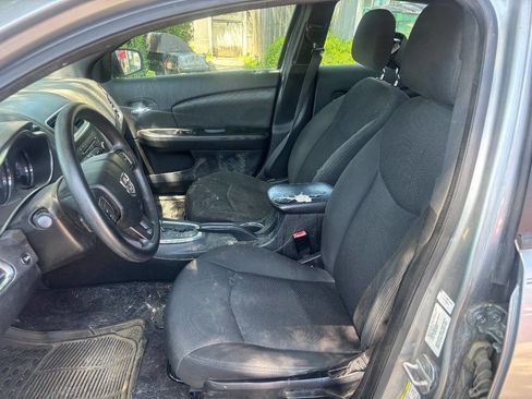 Used 2013 Dodge Avenger SE FWD image 14