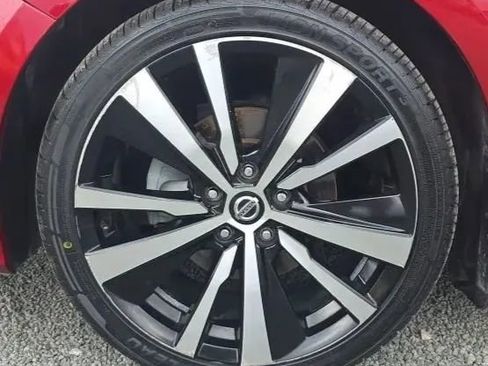Used 2019 Nissan Altima 2.5 SR FWD image 43