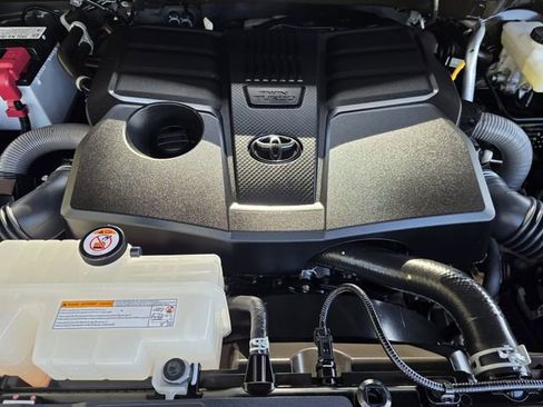 Used 2024 Toyota Tundra Platinum w/ TRD Off-Road Package image 23