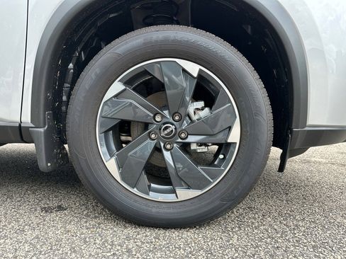 New 2025 Nissan Rogue SV image 13