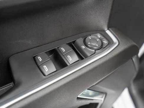 Used 2024 Chevrolet Silverado 1500 LT AWD/4WD image 18