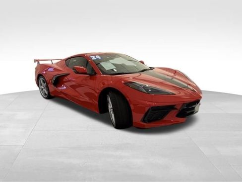 Used 2024 Chevrolet Corvette Stingray Preferred Cpe image 7