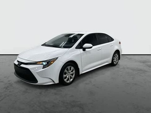 Used 2026 Toyota Corolla LE FWD image 8