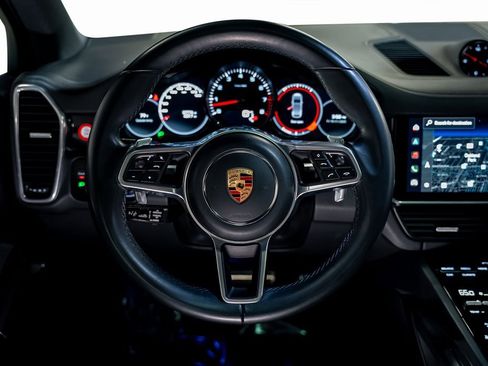 Used 2022 Porsche Cayenne S Platinum image 44