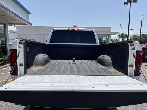 Used 2025 RAM 2500 Big Horn AWD/4WD image 10