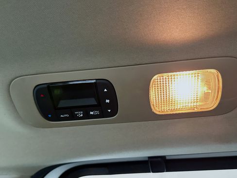 Used 2018 Honda Odyssey Elite image 26