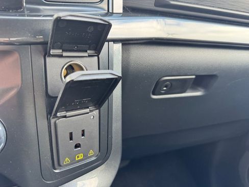 Used 2022 Ford F150 XLT w/ Equipment Group 302A High image 18