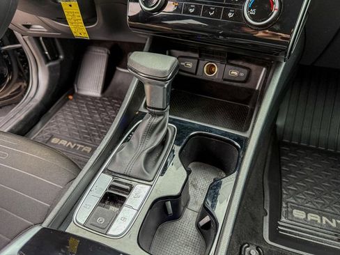 Used 2023 Hyundai Santa Cruz SE image 13