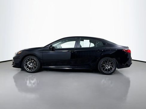 Used 2025 Toyota Camry XSE image 4