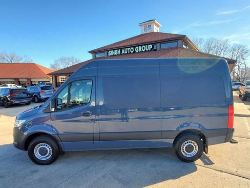 Used 2019 Mercedes-Benz Sprinter 144 image 5