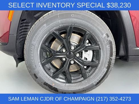 New 2025 Jeep Grand Cherokee L Altitude image 31