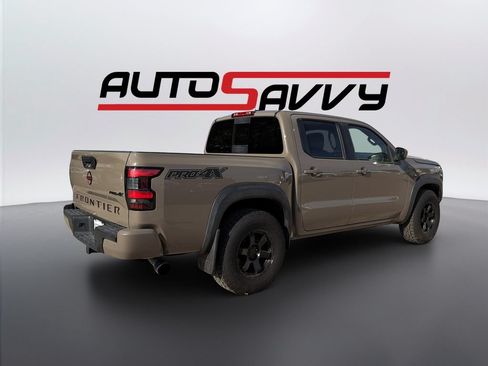 Used 2024 Nissan Frontier PRO-4X w/ Technology Package AWD/4WD image 5